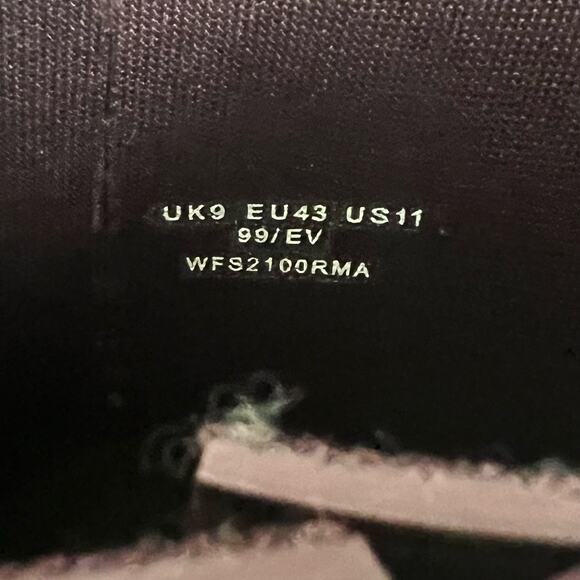 Hunter Refined Stitch Detail Chelsea Rain Boots in Chestnut Crust Size 11 - Picture 5 of 9